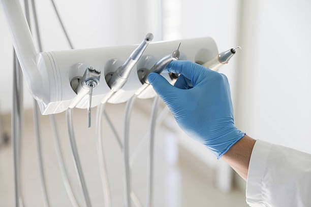 Professional Emergency Dentist technician working in Greenwich, OH